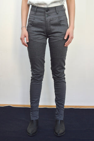 skinny jeans, graue jeans, denim, nachhaltige Jeans produziert in Europa, Highwaist, Volgger Studio