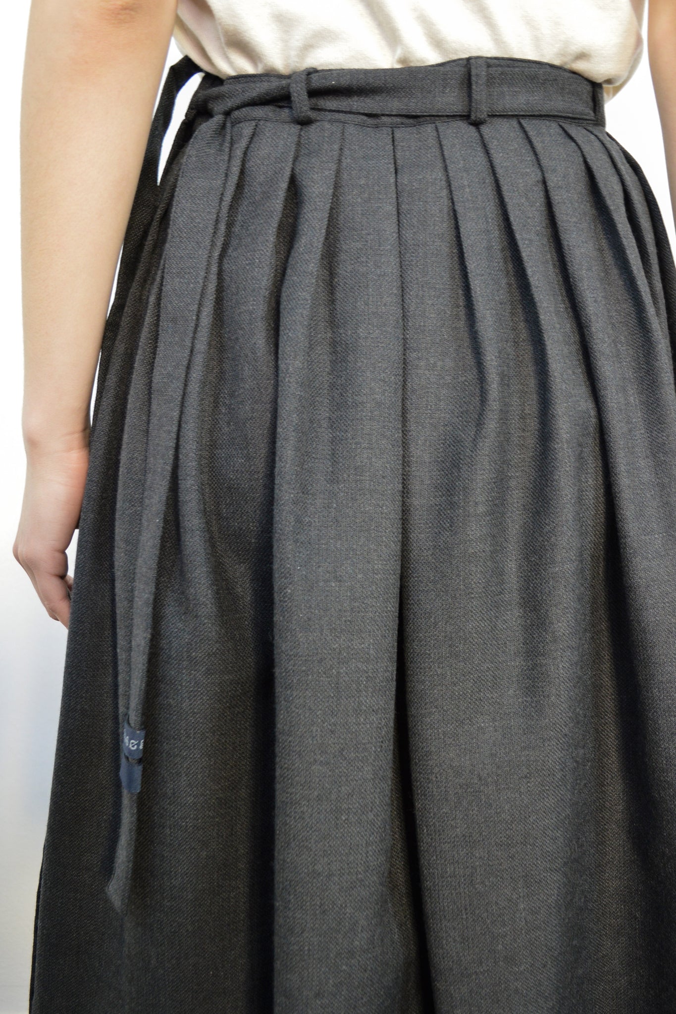 Yoko Skirt grey wool